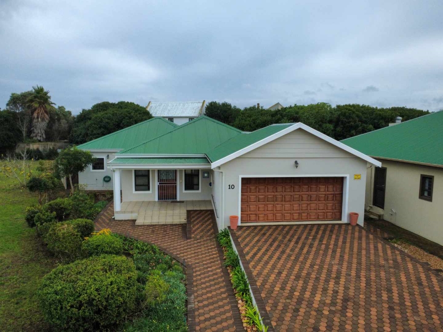 3 Bedroom Property for Sale in Stilbaai Wes Western Cape